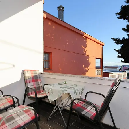 Fraj With Jacuzzi Apartamento Zadar